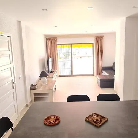 La Colina Apartment