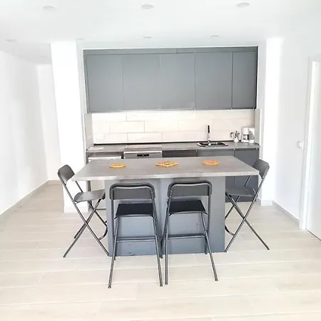 La Colina Apartment *